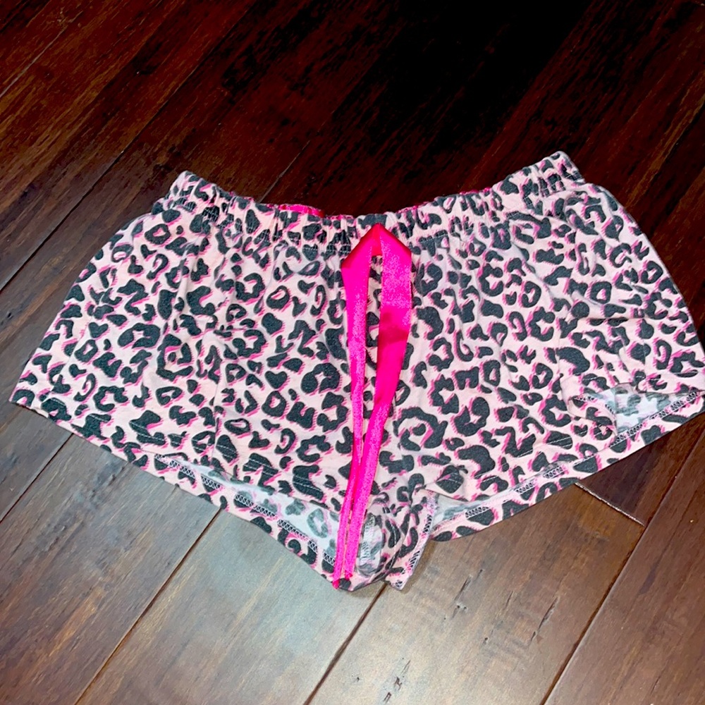 Pink leopard print sleep shorts